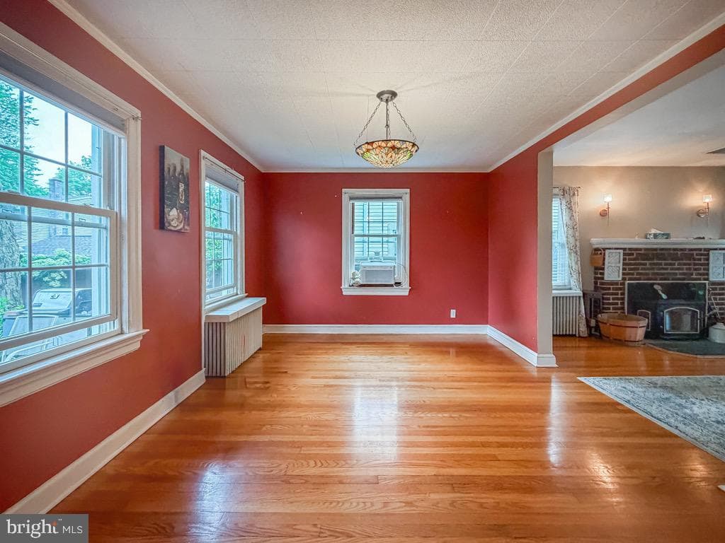 309 Harper Avenue photo 5