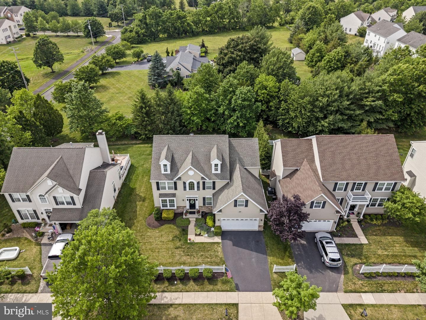 102 Overholt Drive photo 5