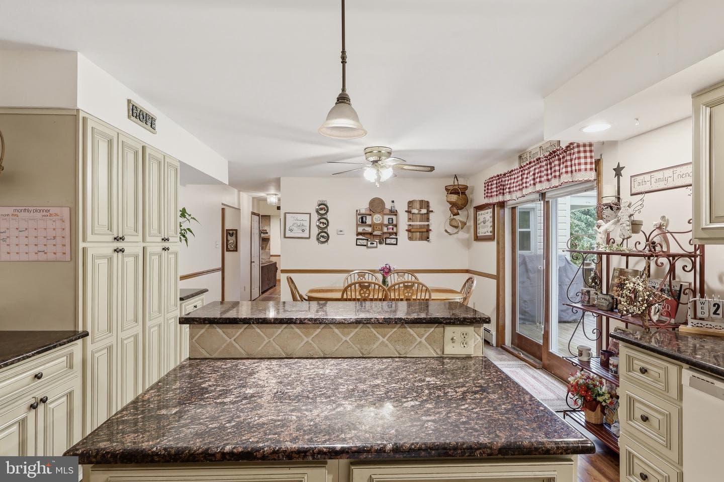 1424 S Oak Road photo 13