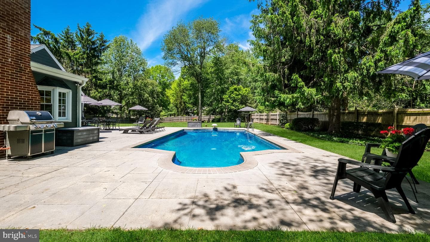 10 Fairfield Lane photo 64