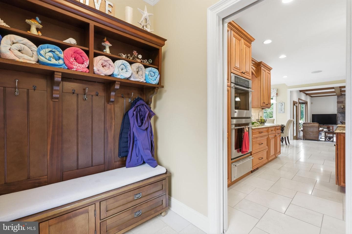 324 Ridge Avenue photo 31