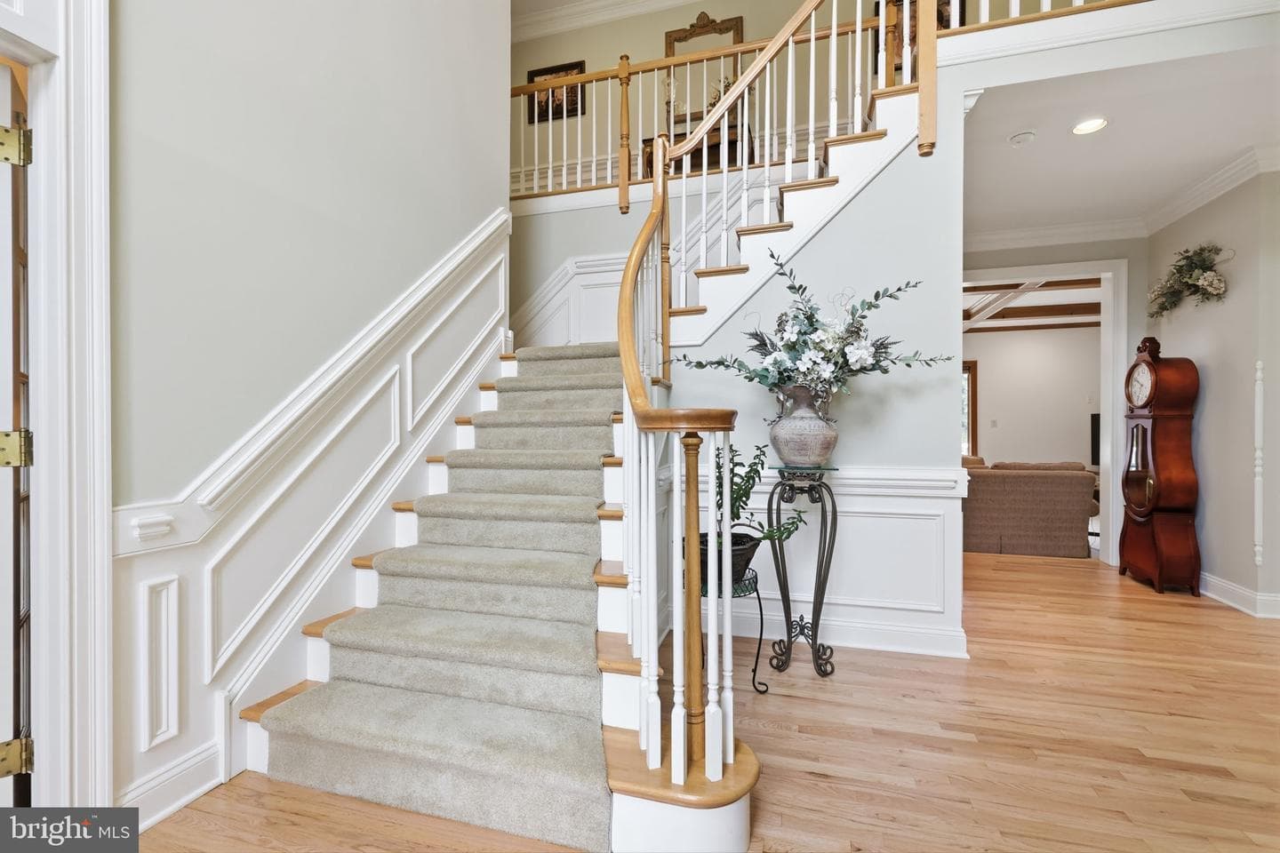 324 Ridge Avenue photo 5