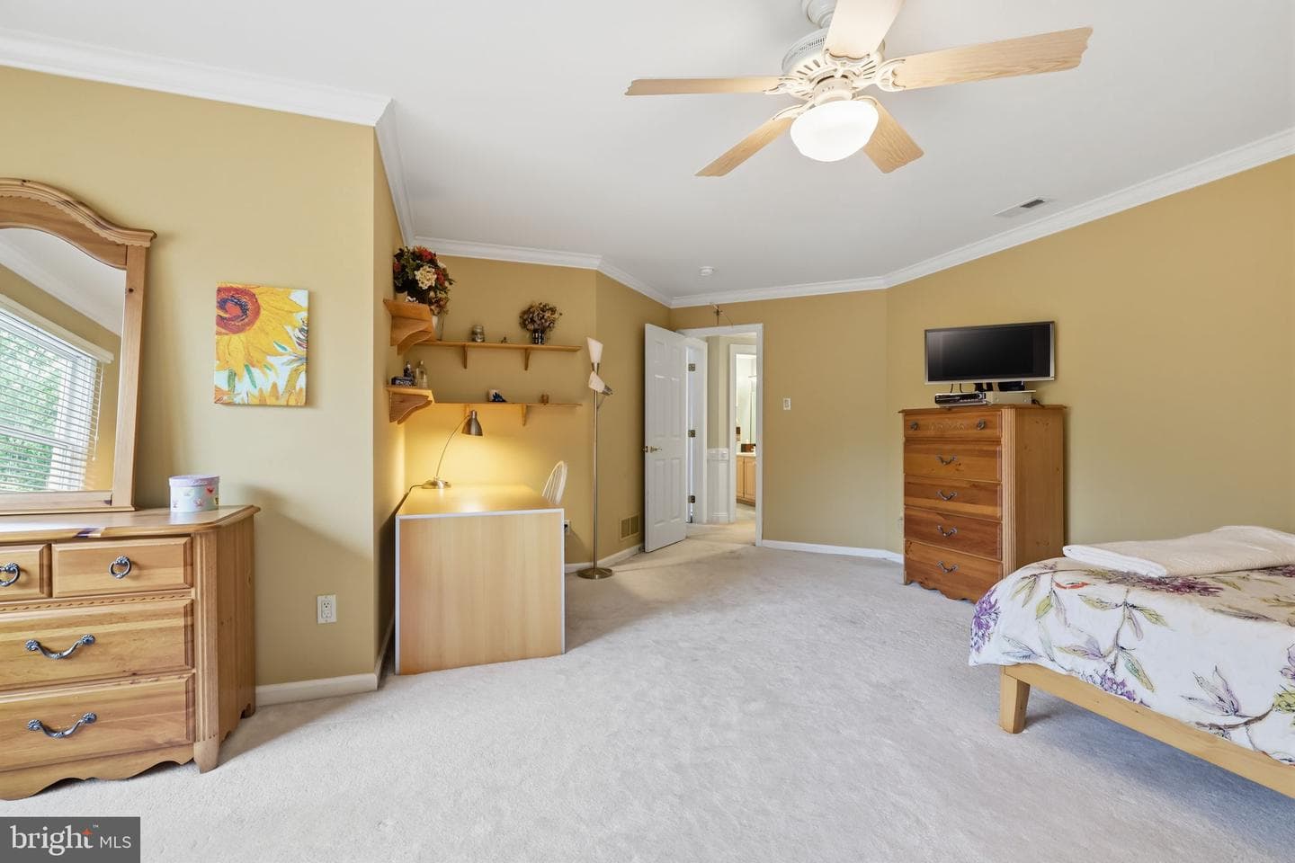 324 Ridge Avenue photo 51
