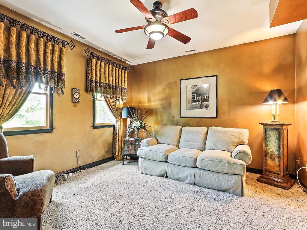 302 Mallard Lane photo 36