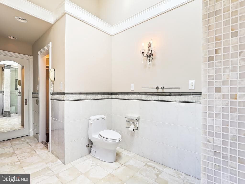 302 Mallard Lane photo 44