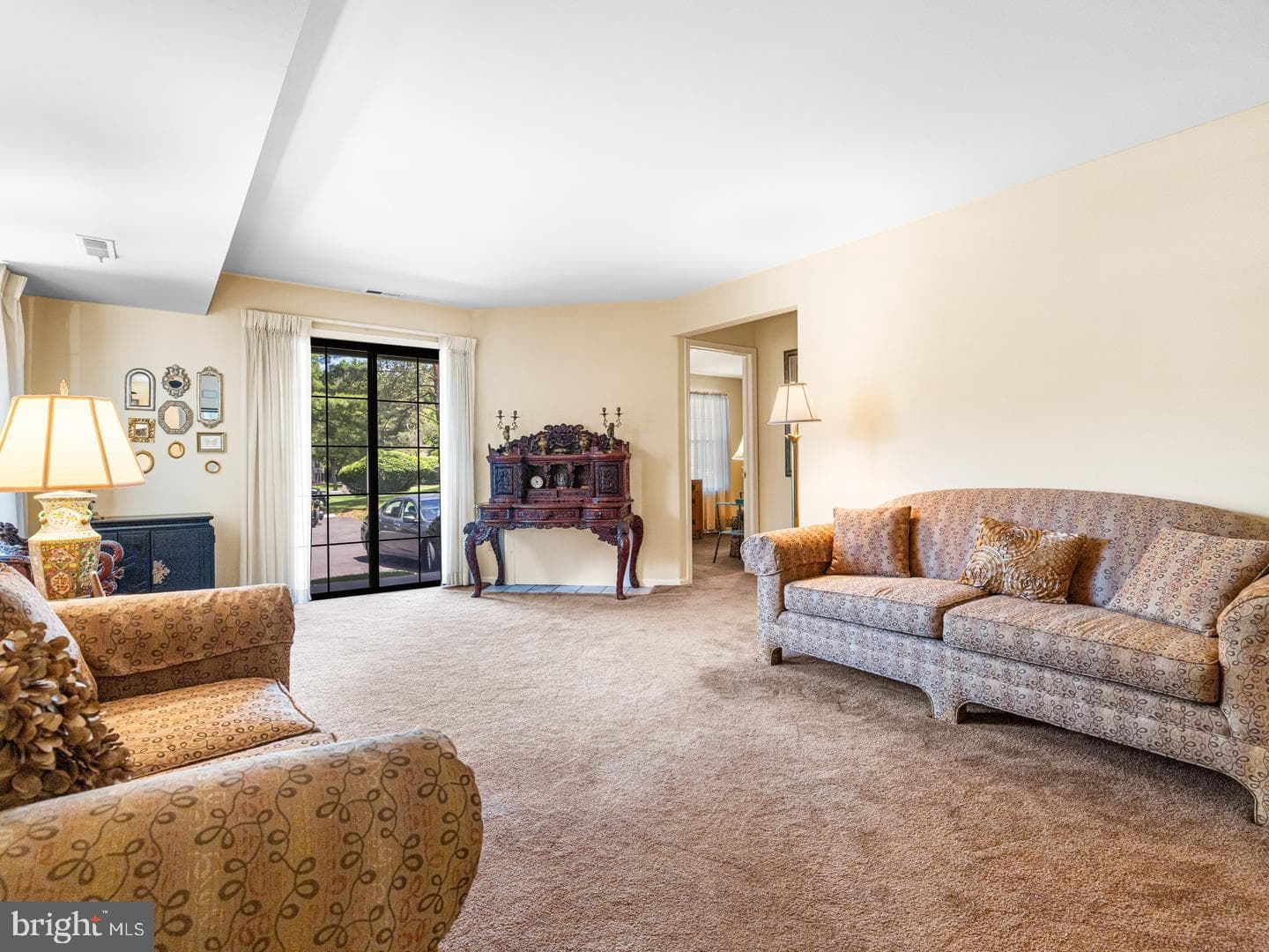 183 Basswood Court photo 4
