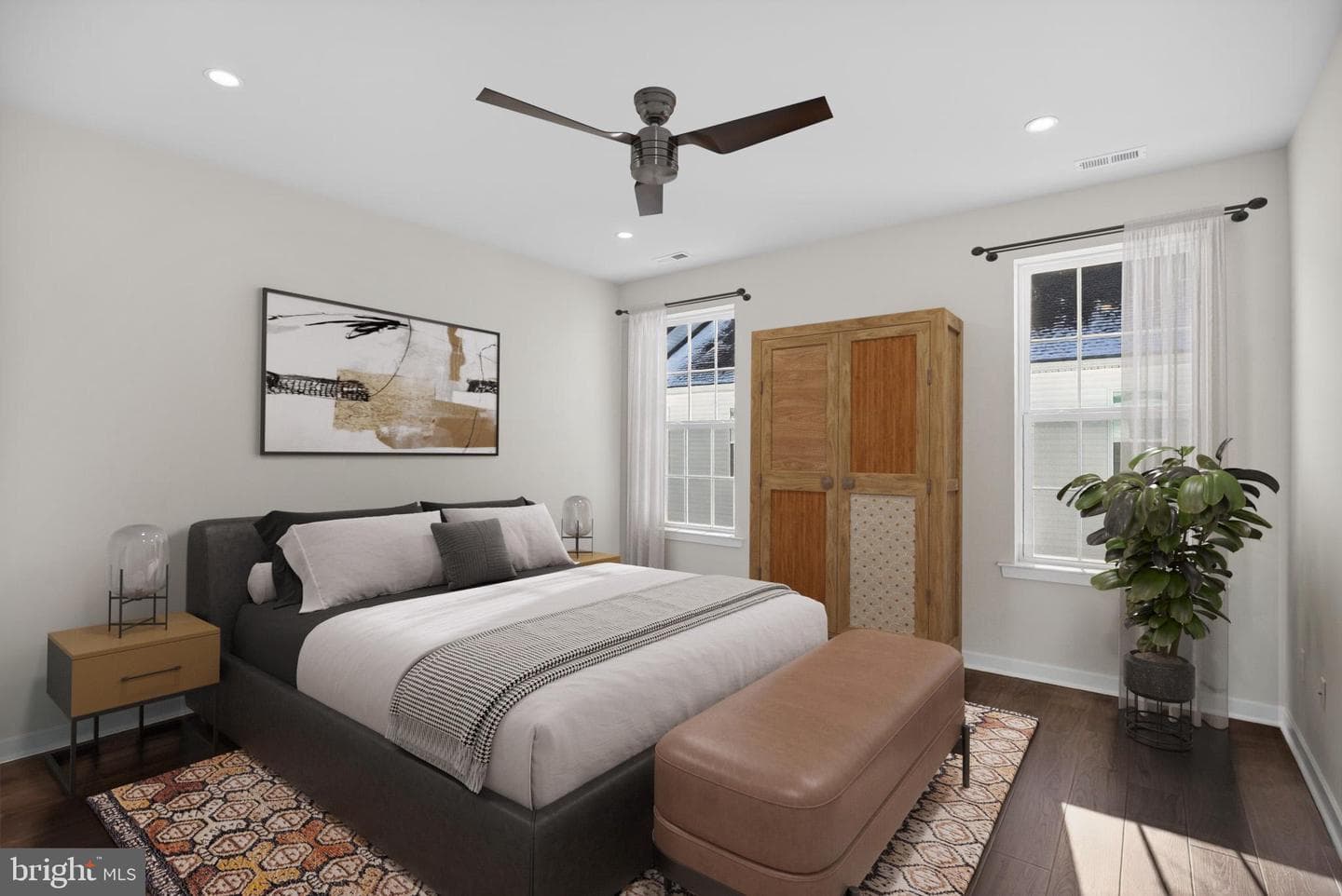 28 Ivy Lane #84 photo 3