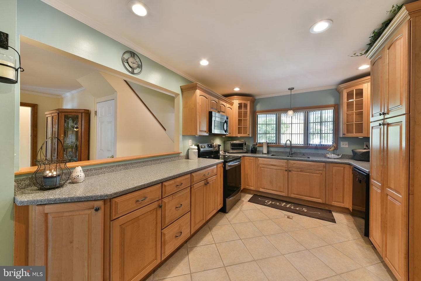 65 Hawk Road photo 15