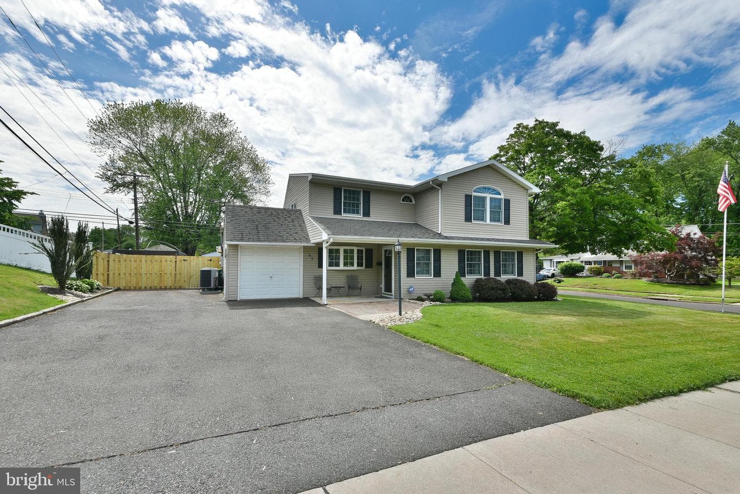 65 Hawk Road photo 2