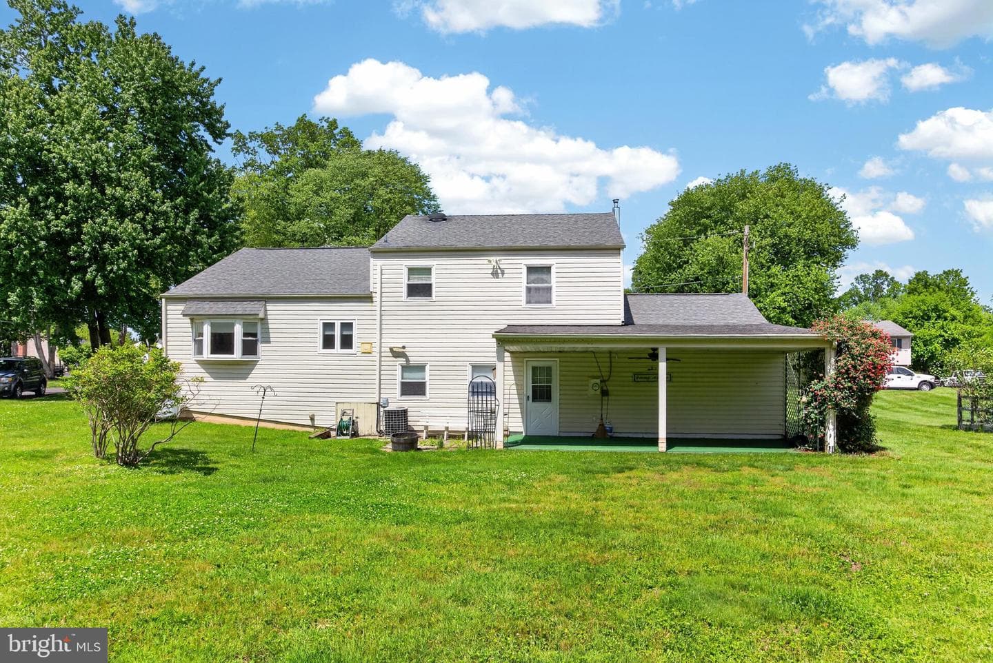 726 Claire Road photo 32