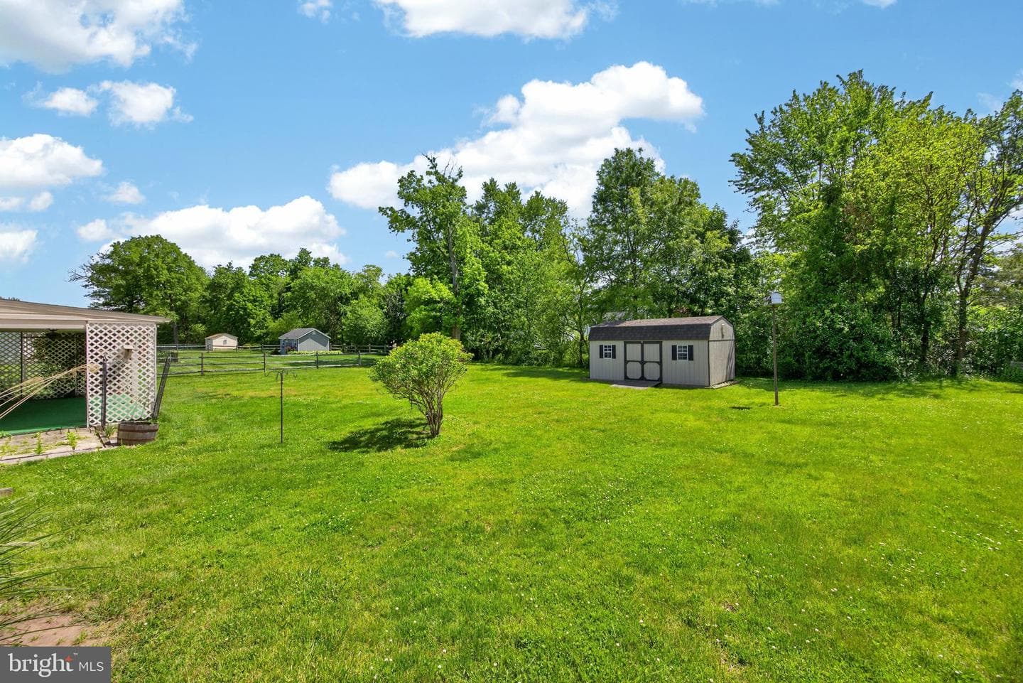 726 Claire Road photo 36