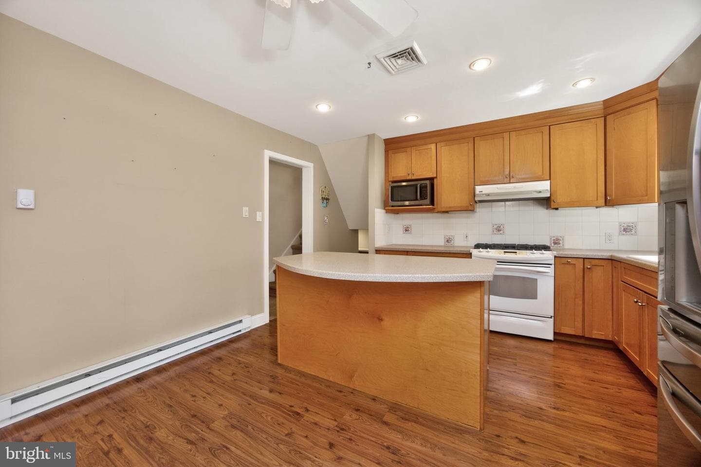 726 Claire Road photo 6