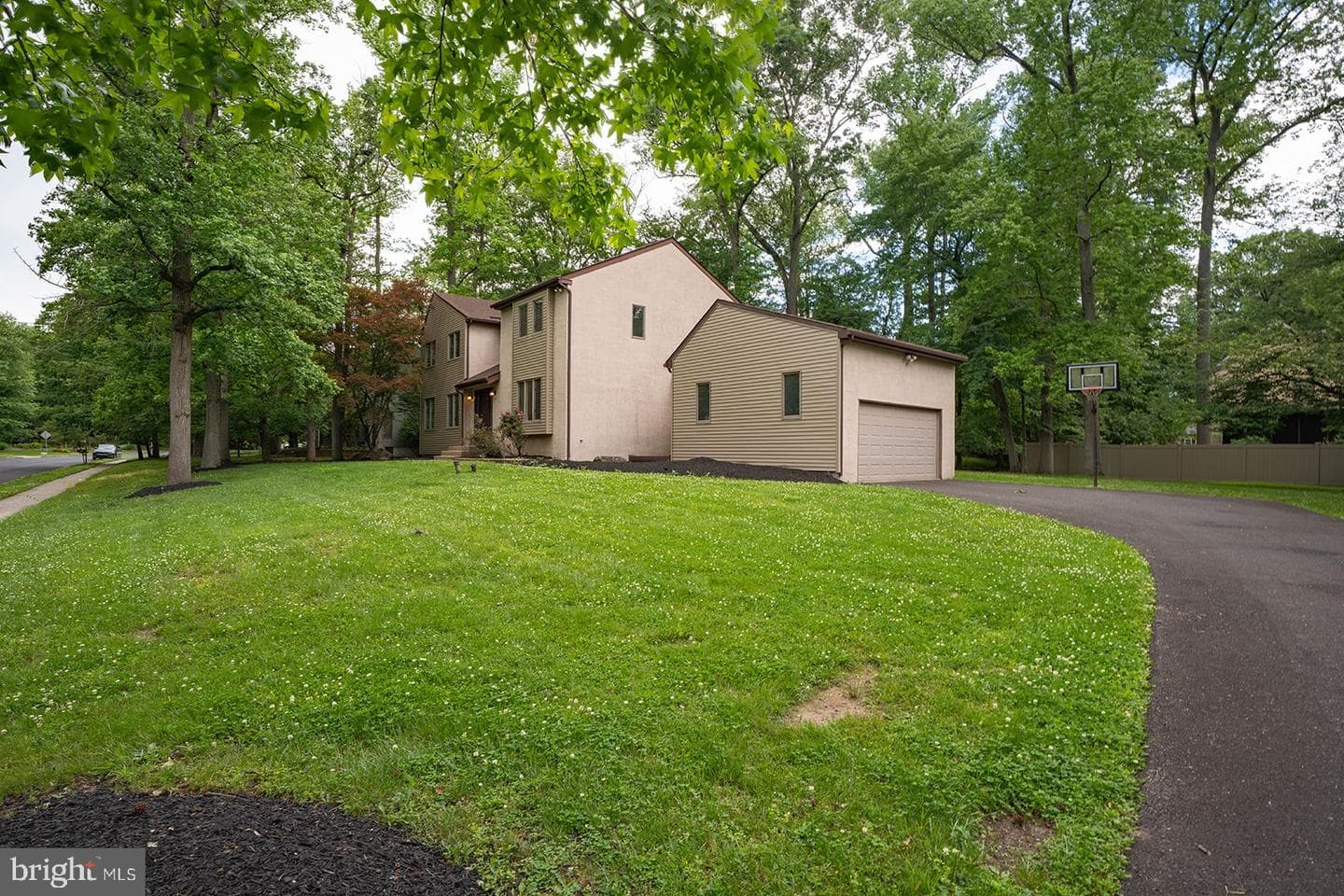 491 Kings Road photo 6