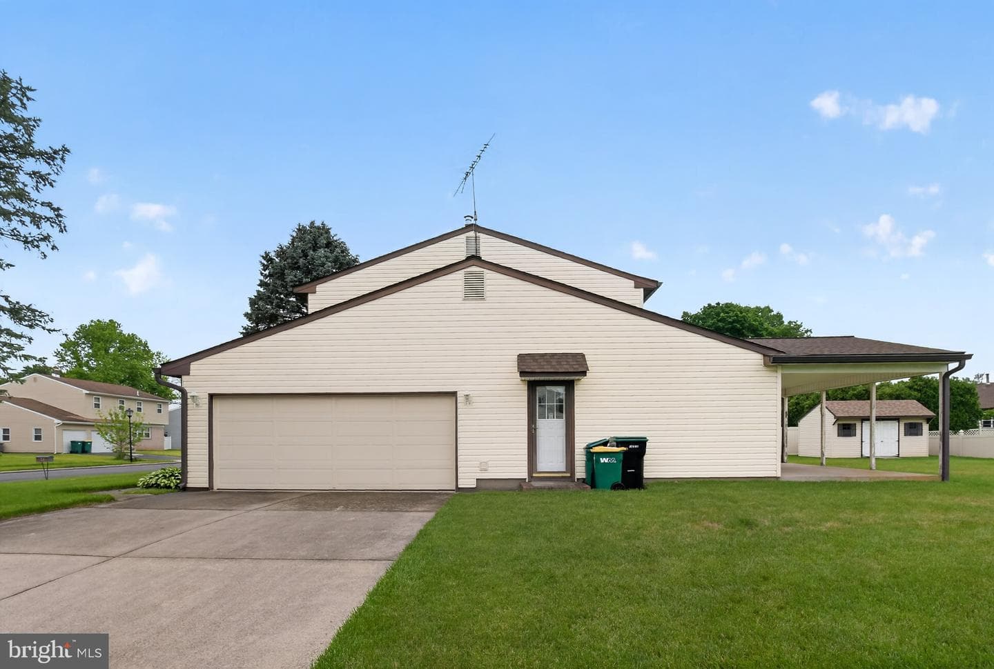 95 Taylor Drive photo 29