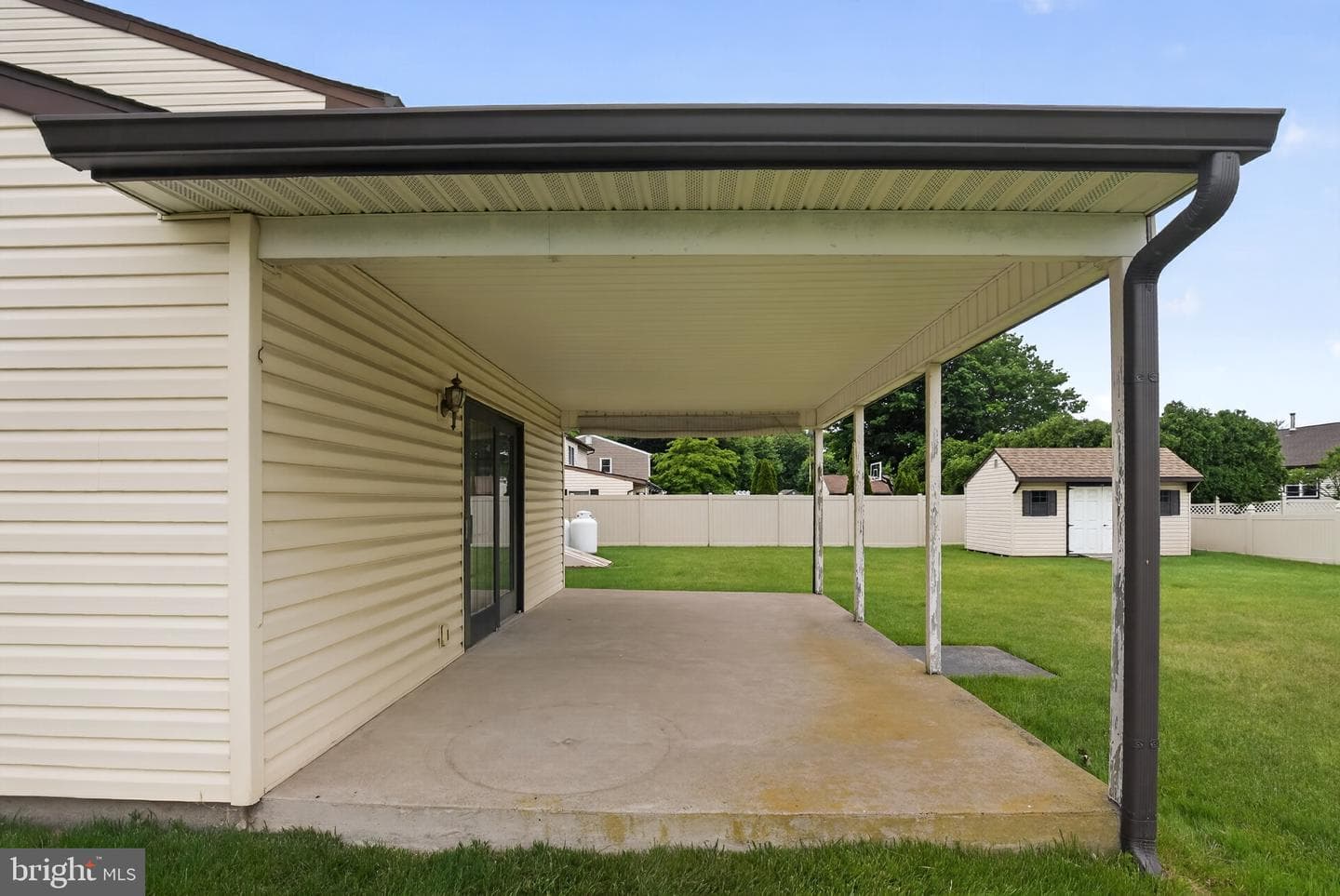 95 Taylor Drive photo 30