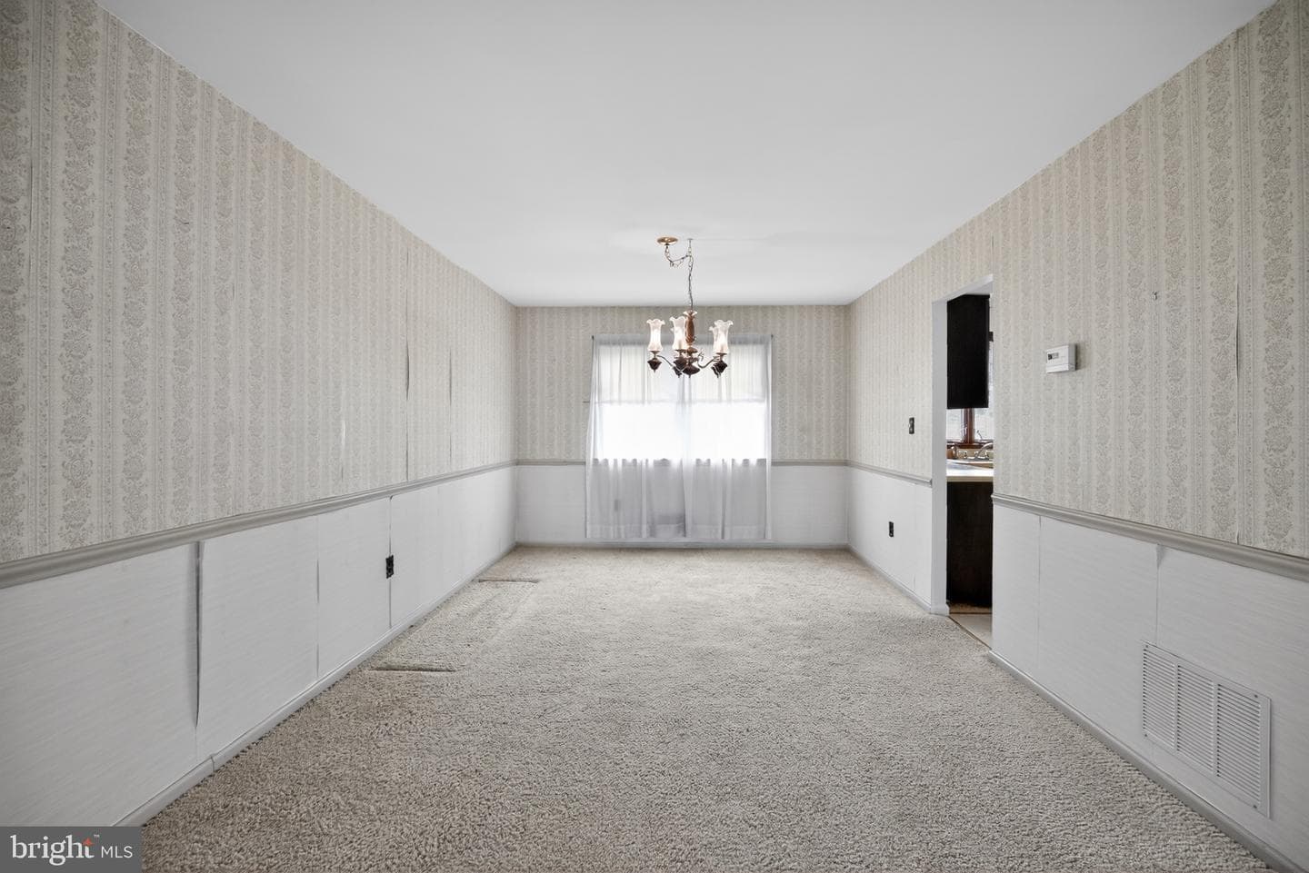 95 Taylor Drive photo 6