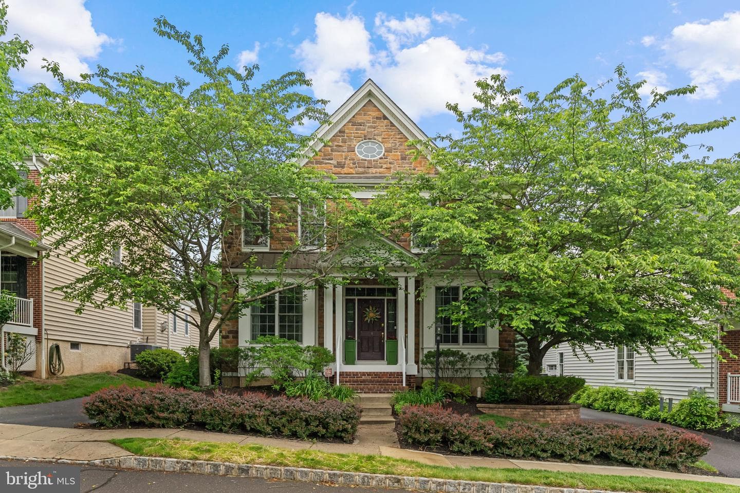 247 Cambridge Place photo 35