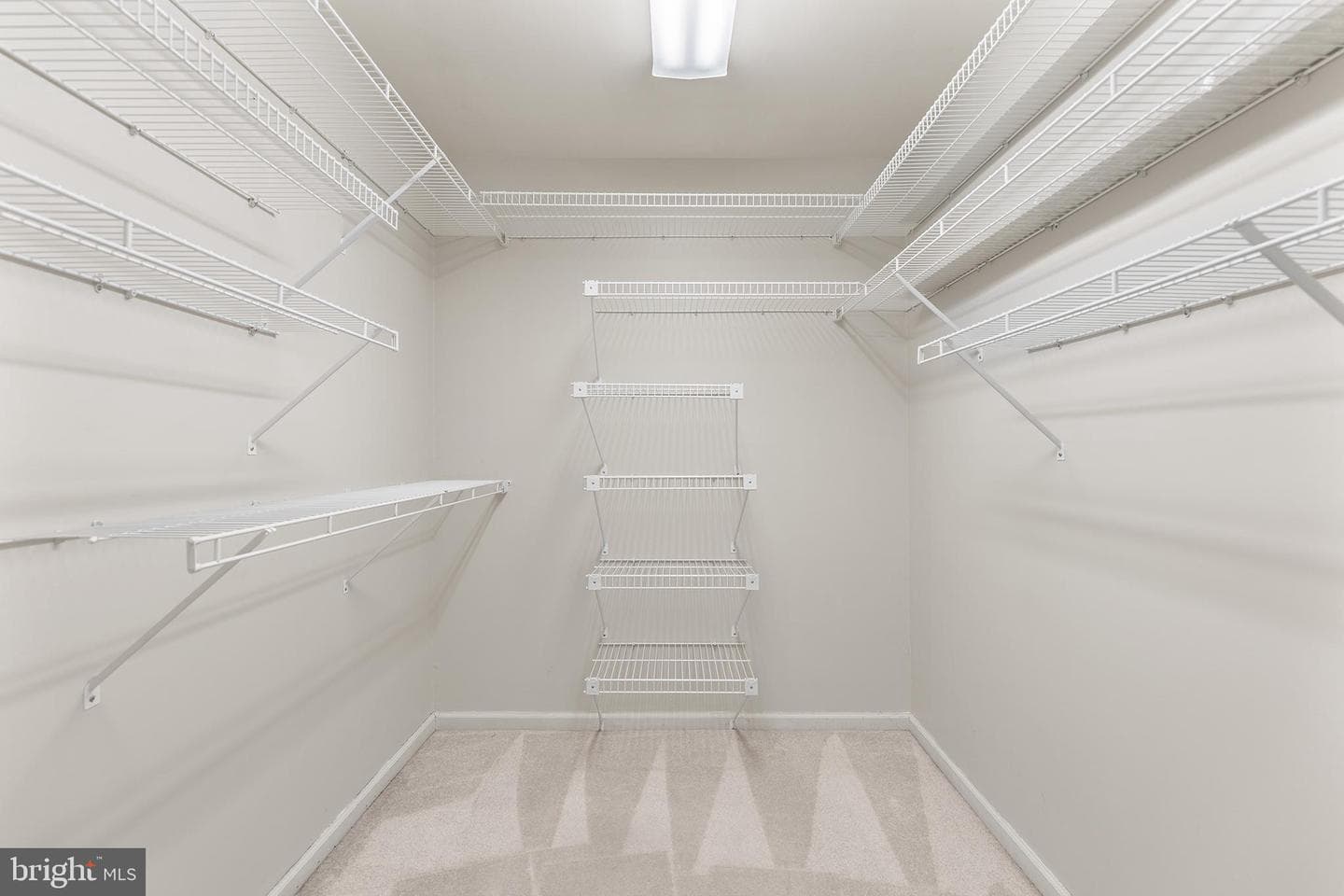 109 Remington Court photo 26