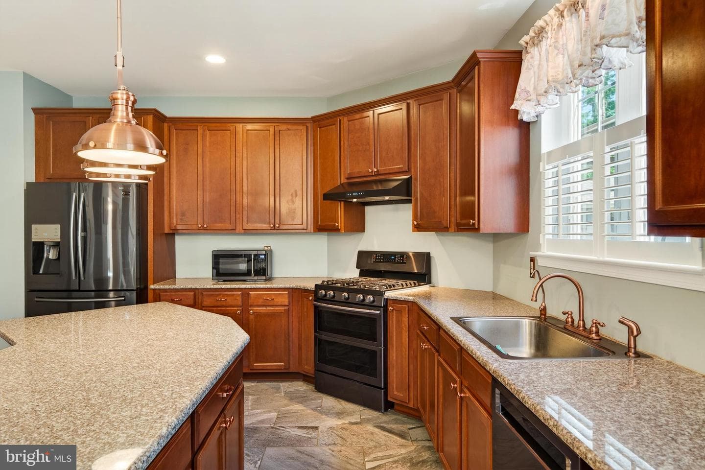 675 Rock Hill Road photo 12