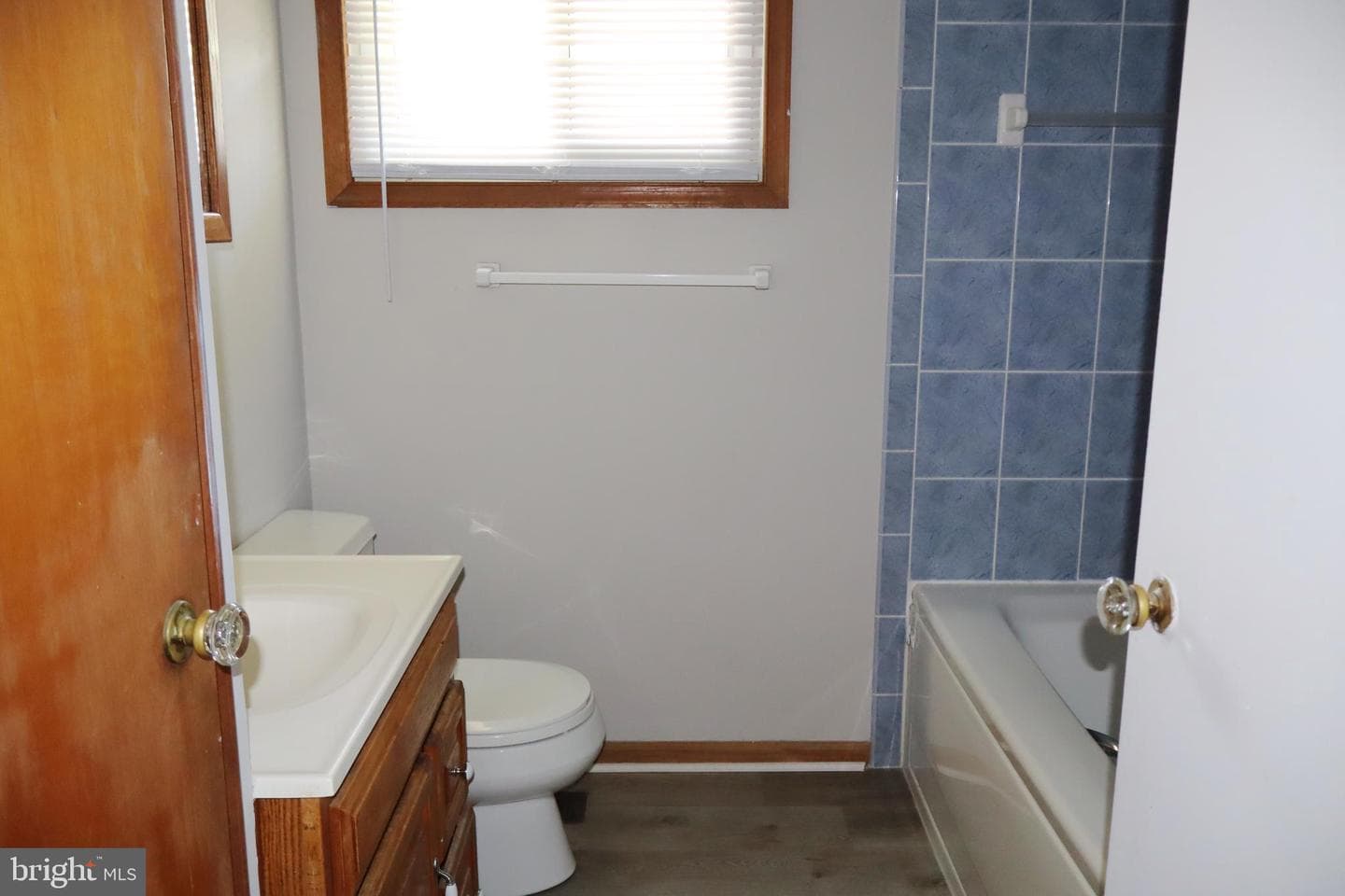 229 Suffolk Road photo 24