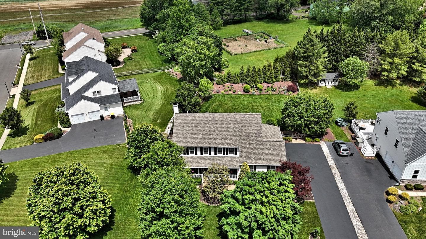 404 English Ivy Drive photo 82