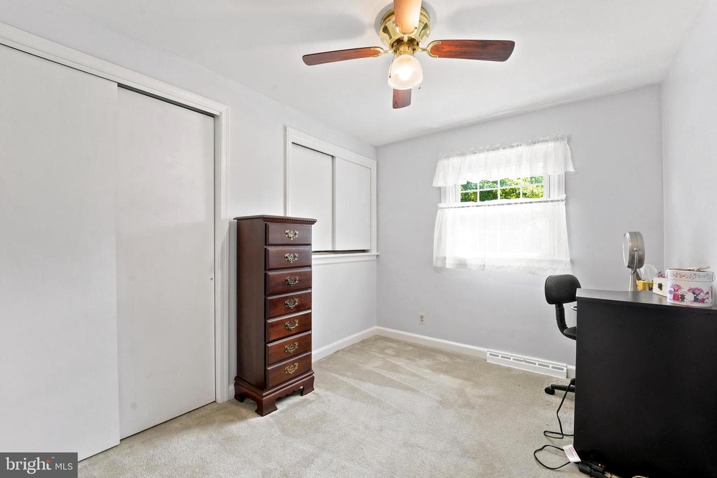 902 Carlin Drive photo 18