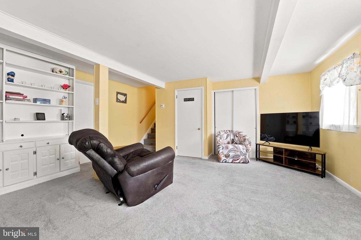 902 Carlin Drive photo 23