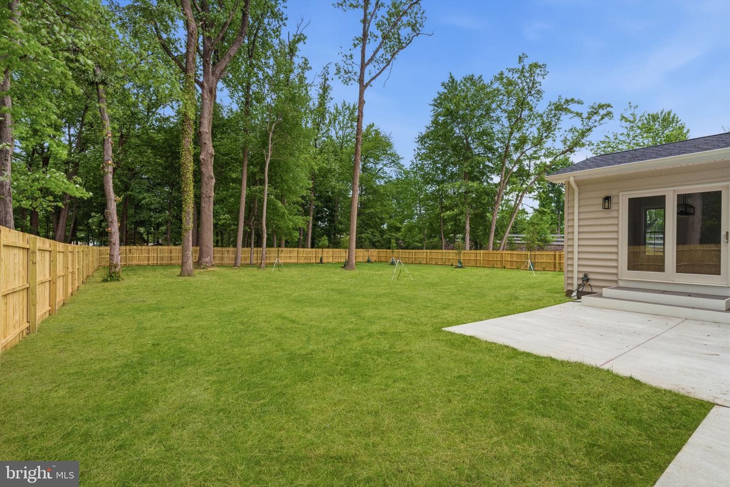171 E Highland photo 36