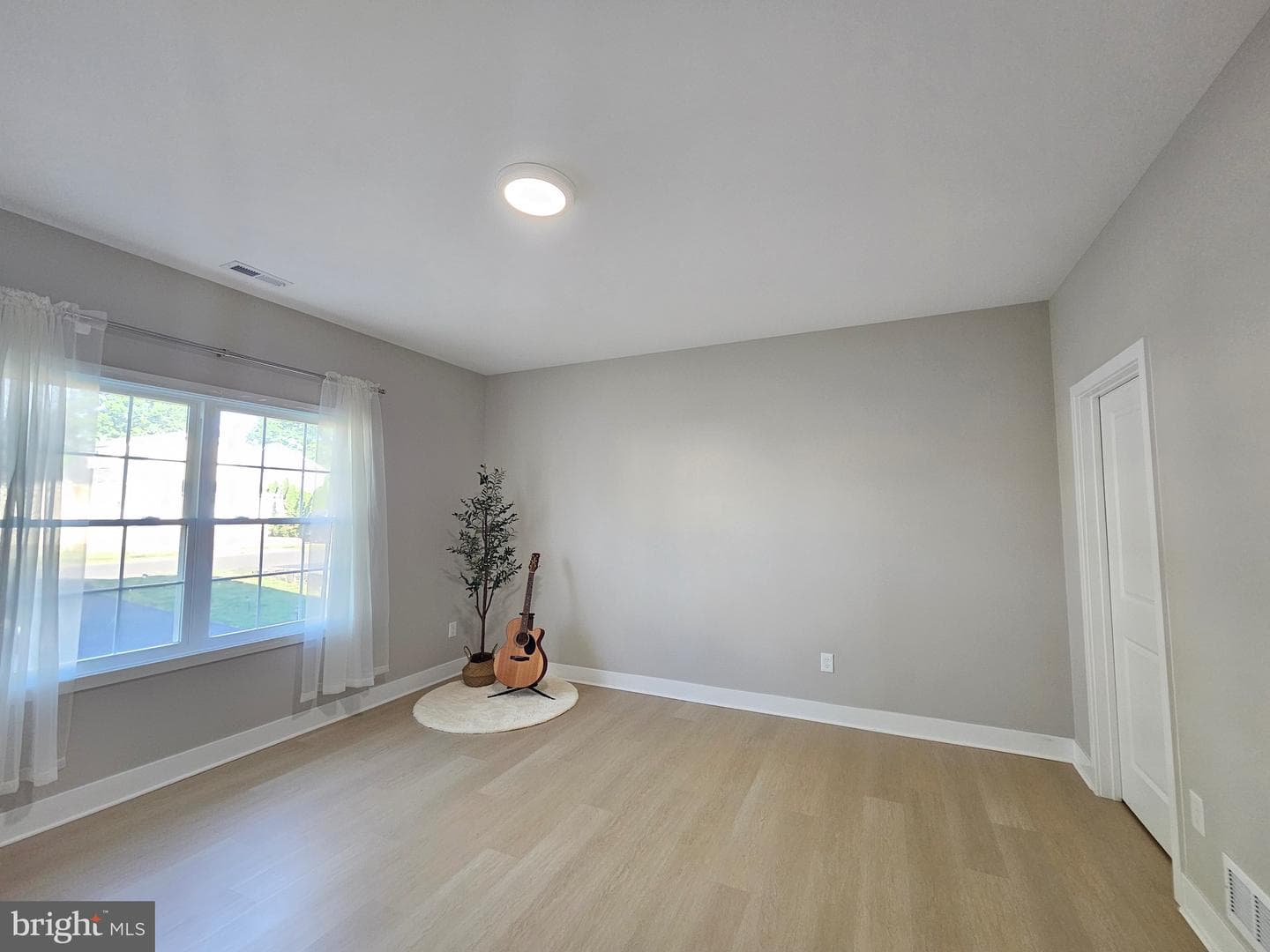 829 Third Avenue photo 19