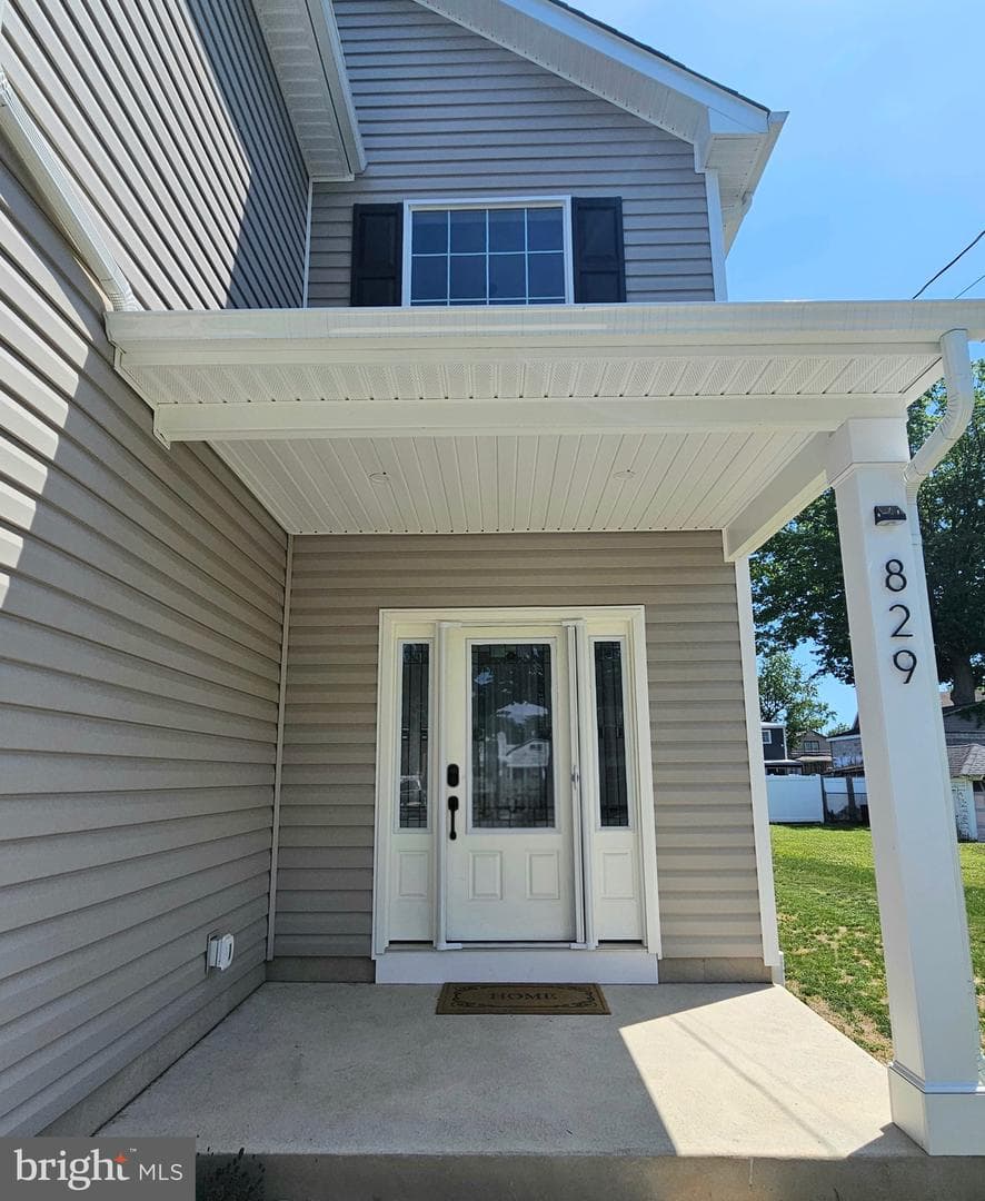 829 Third Avenue photo 3
