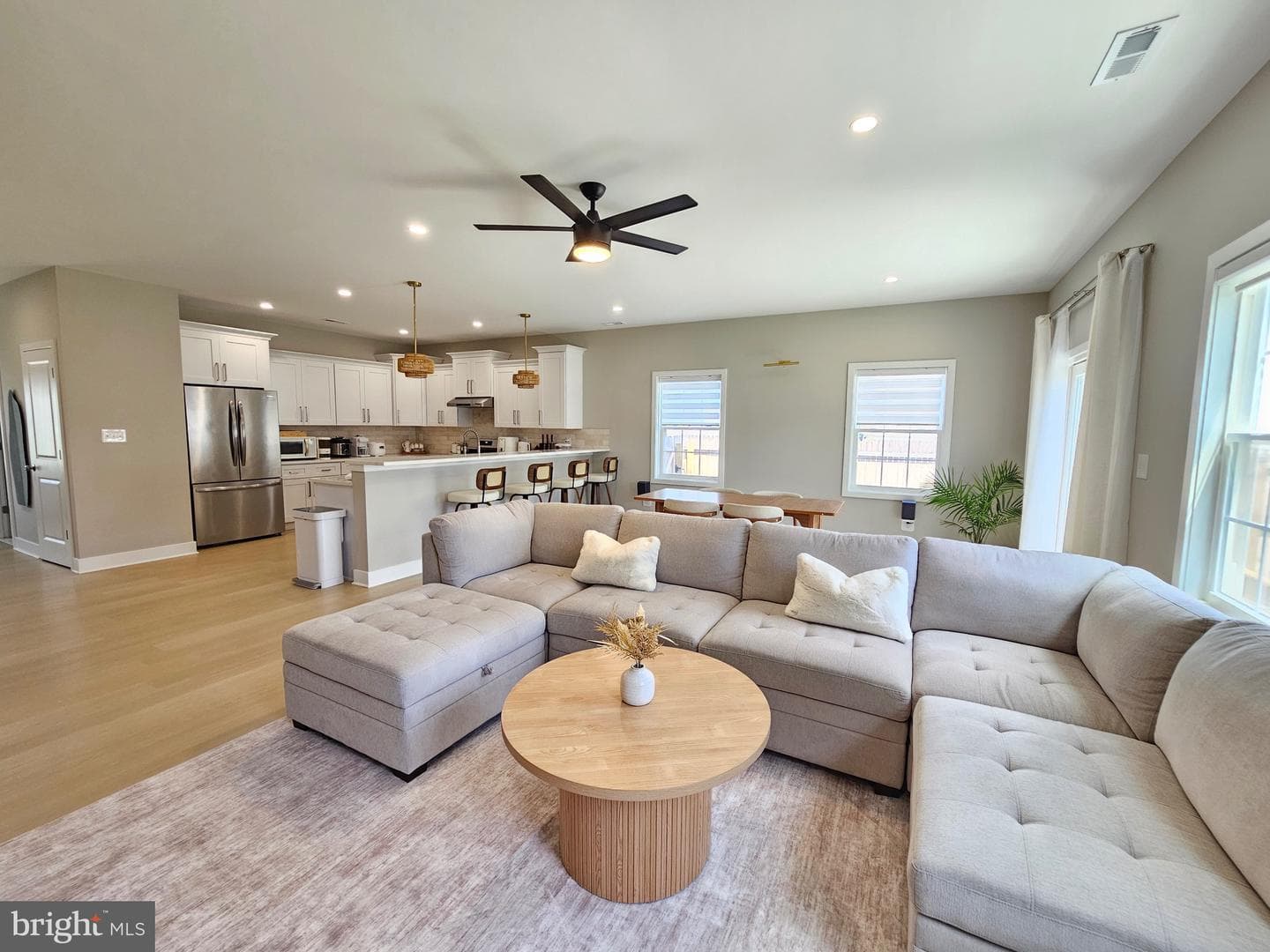 829 Third Avenue photo 9