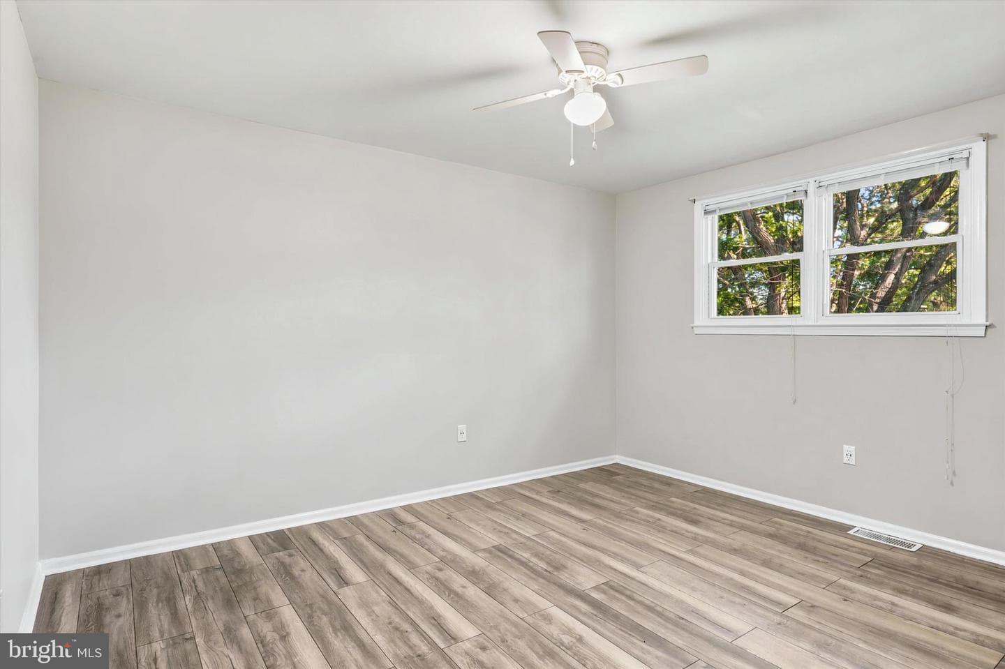 5791 Belmont Manor Drive photo 27