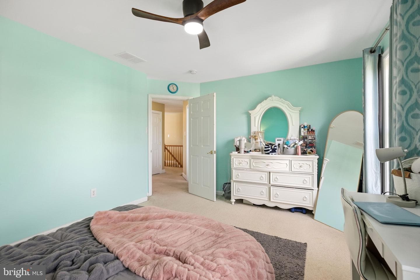 4 Hartfeld Road photo 30