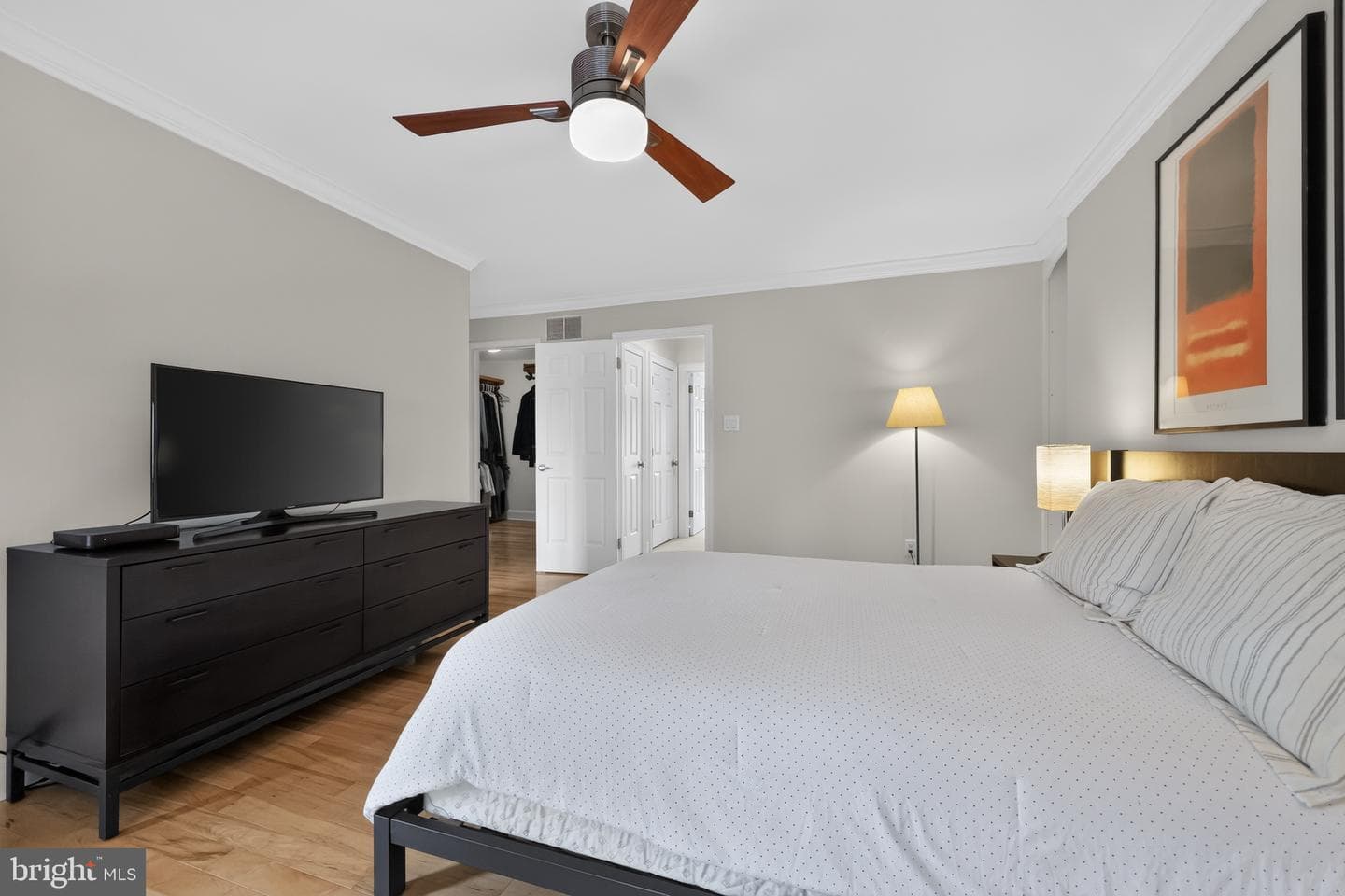 35 Sutphin Pines photo 17