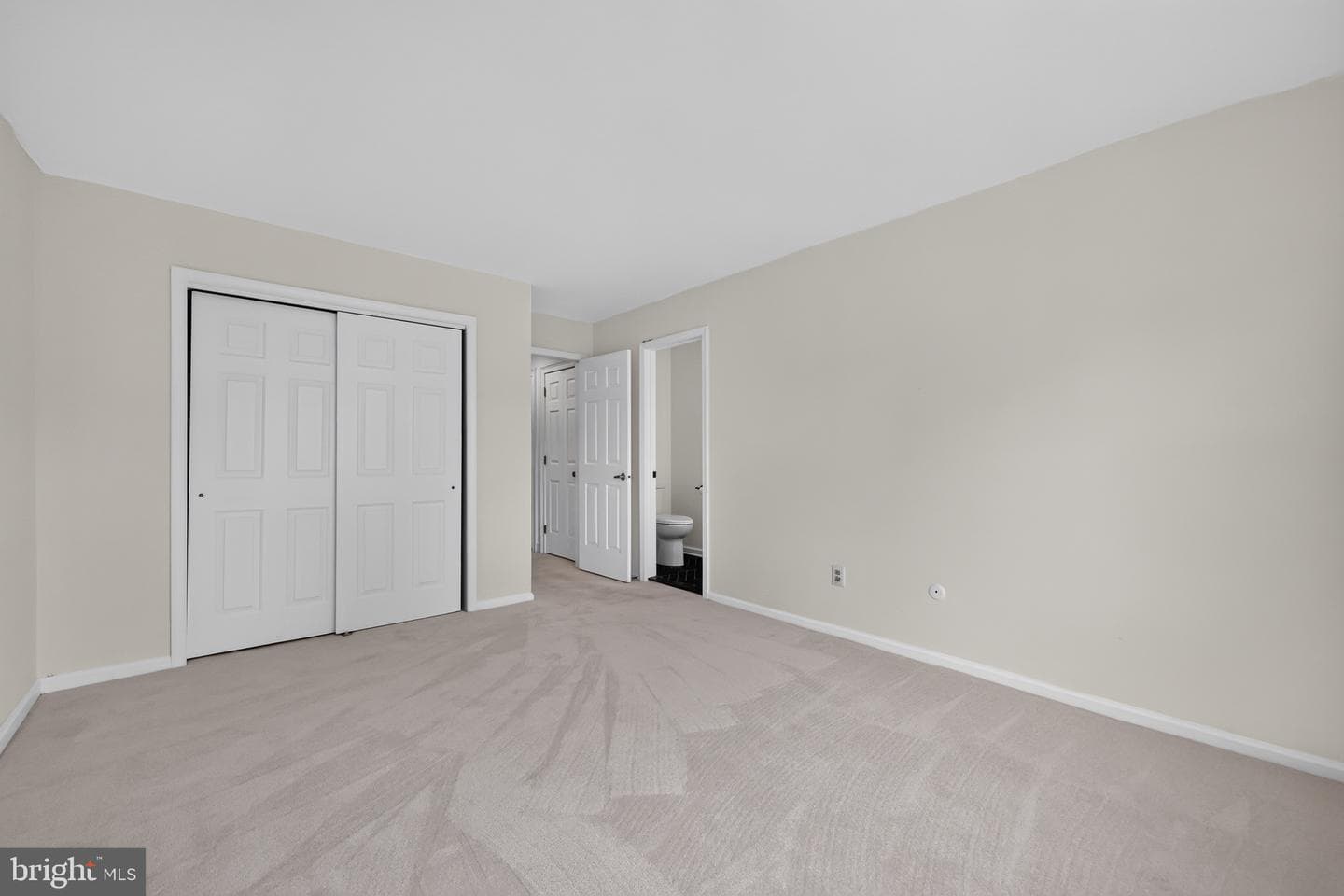 35 Sutphin Pines photo 21
