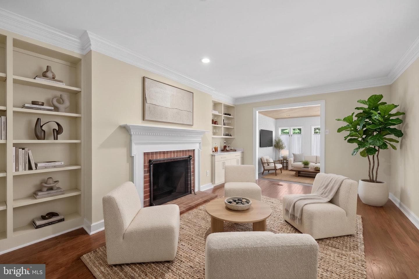 35 Sutphin Pines photo 9