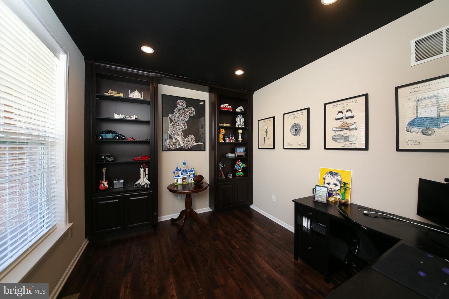 1101 Berthas Way photo 14