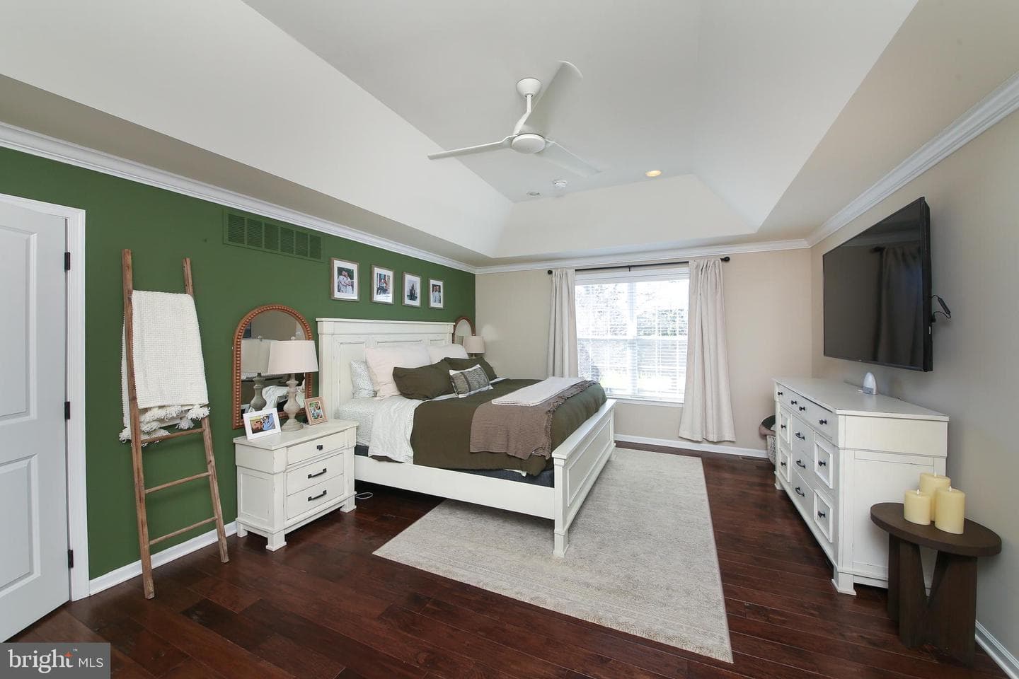 1101 Berthas Way photo 16