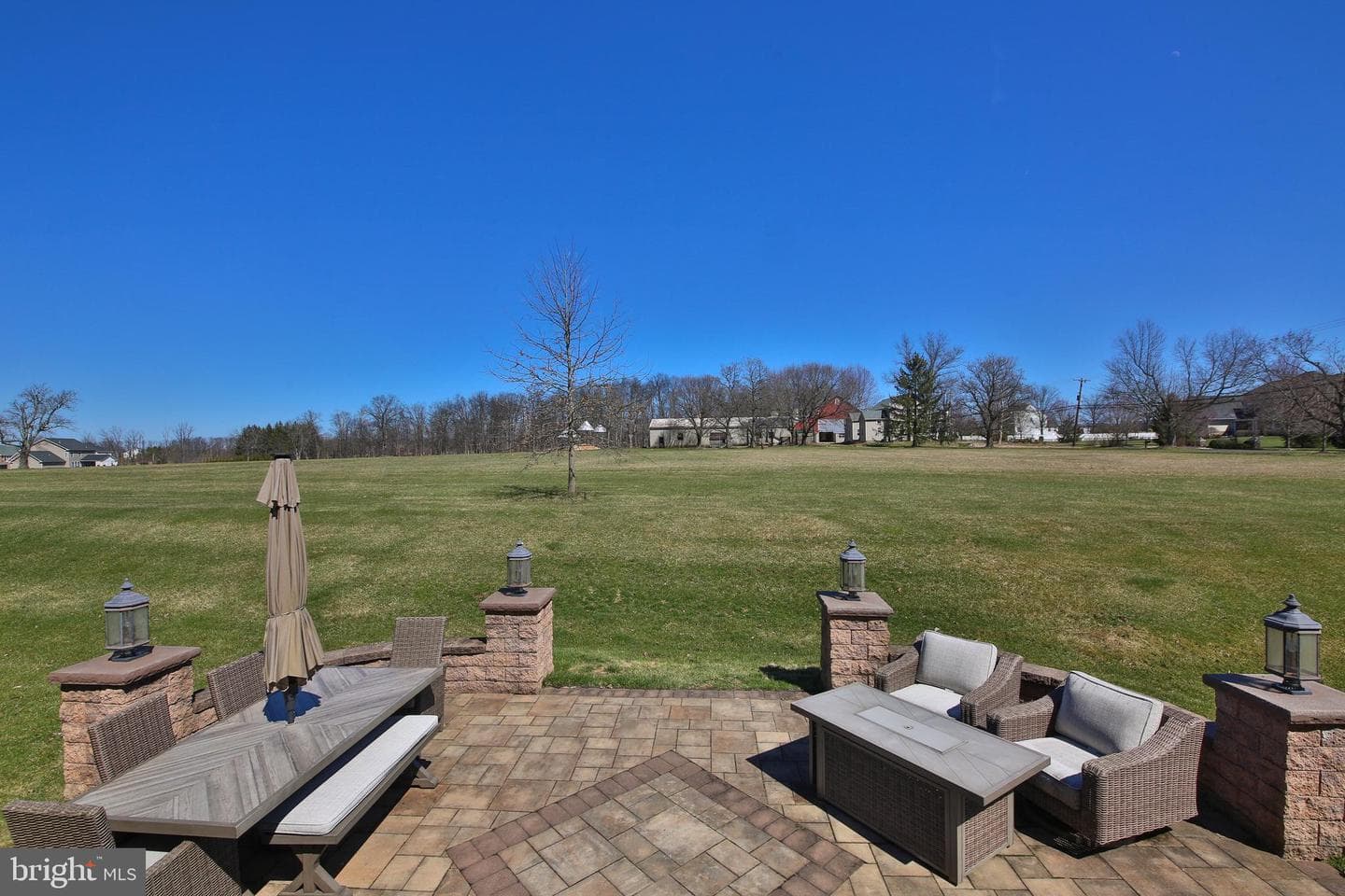 1101 Berthas Way photo 29