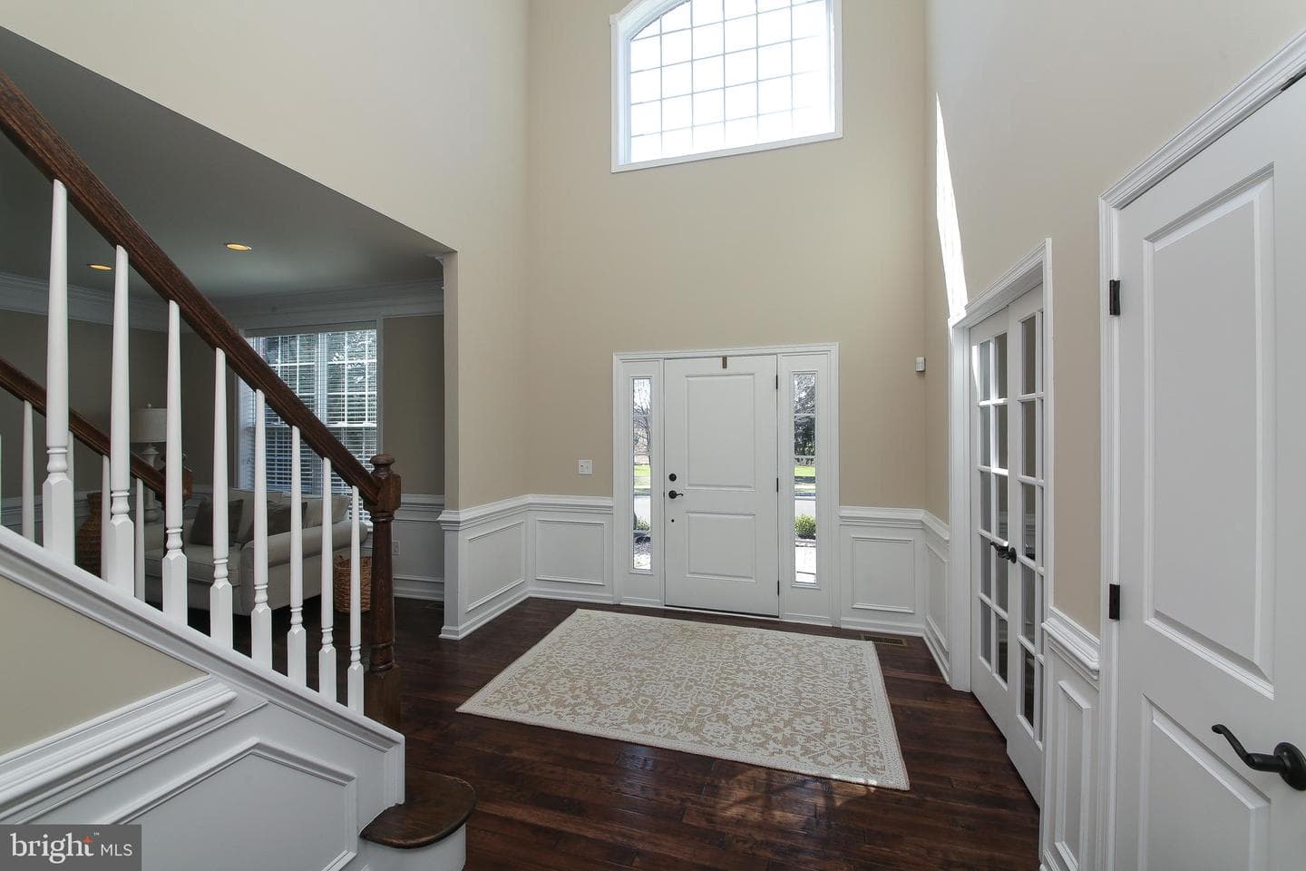 1101 Berthas Way photo 3
