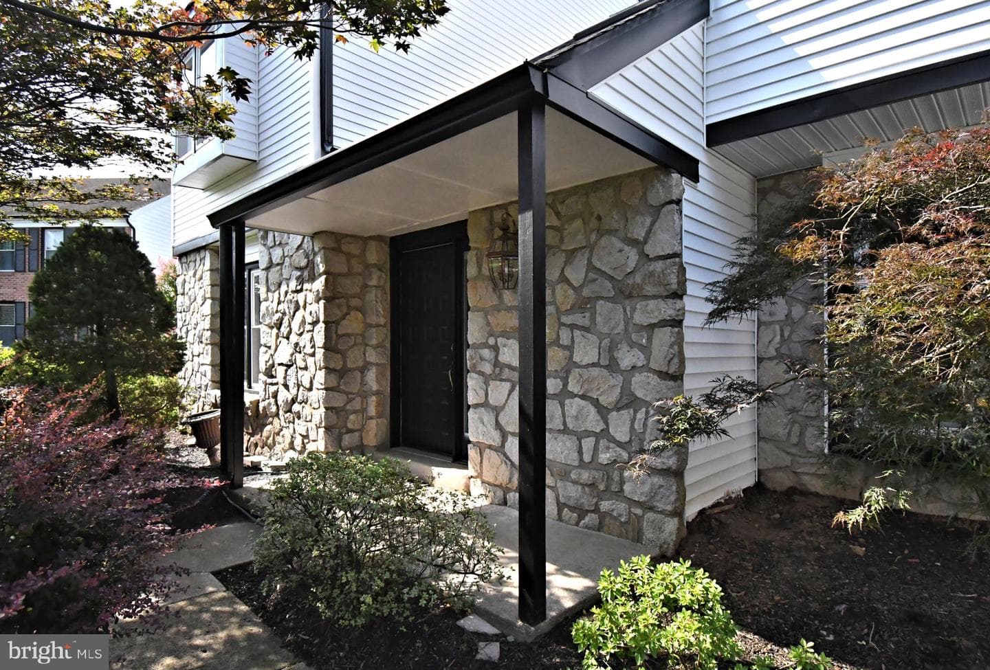 1601 Clark Drive photo 4