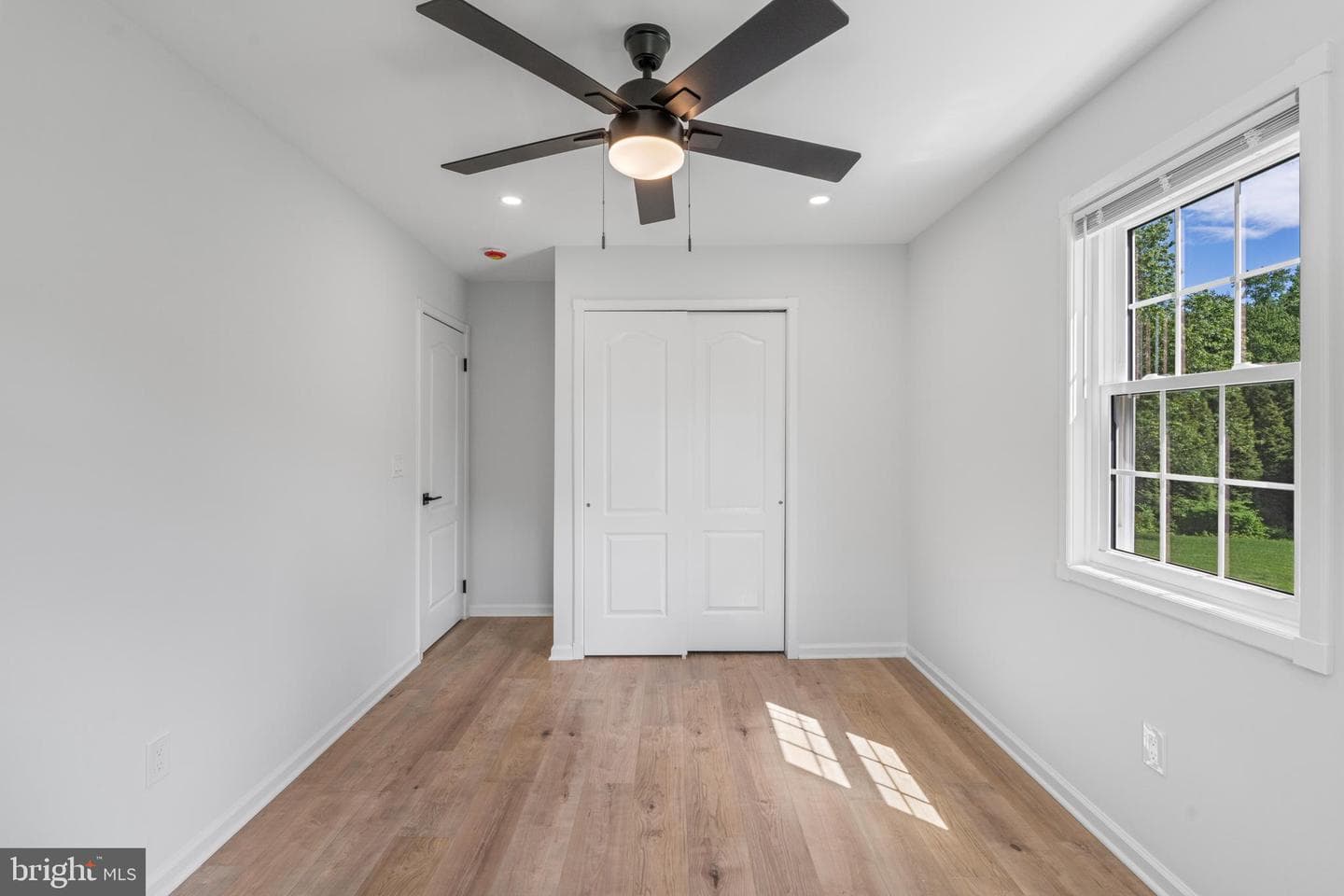 565 Hulmeville Road photo 25