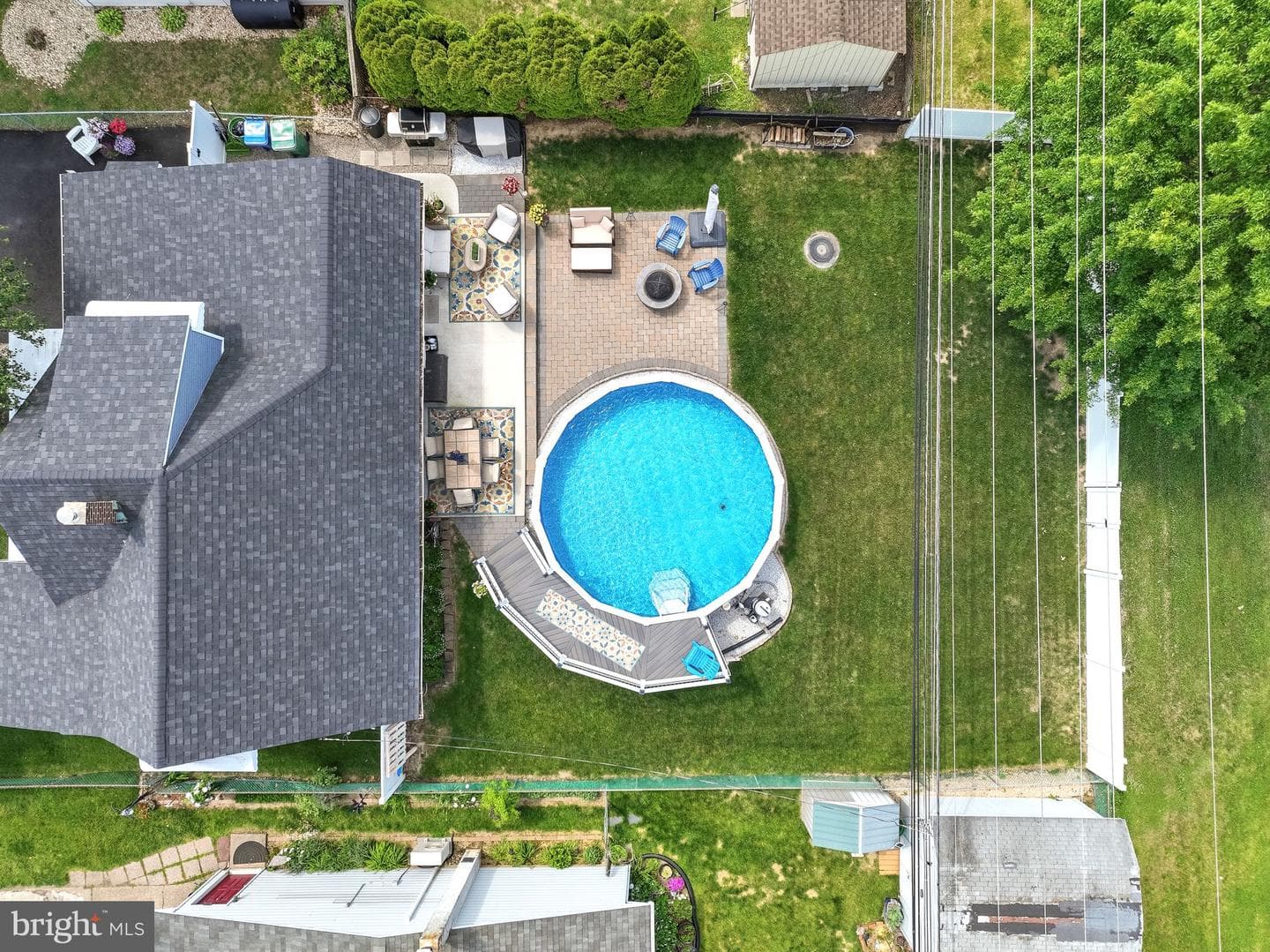 360 Holly Drive photo 29