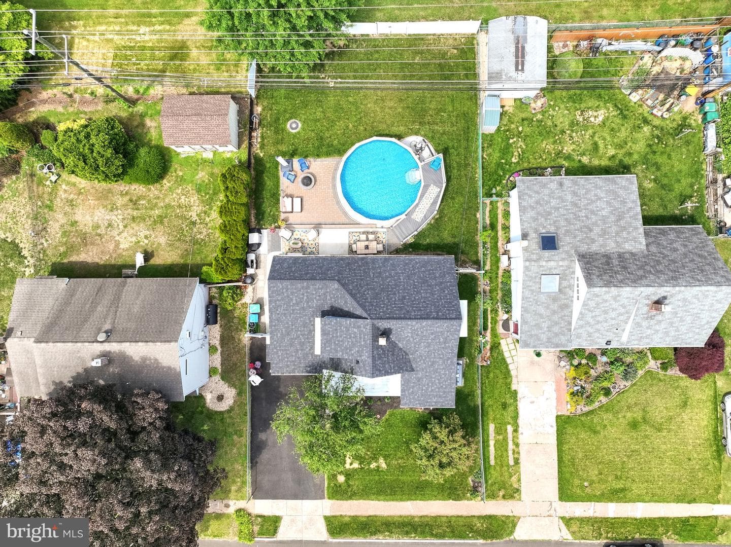 360 Holly Drive photo 34