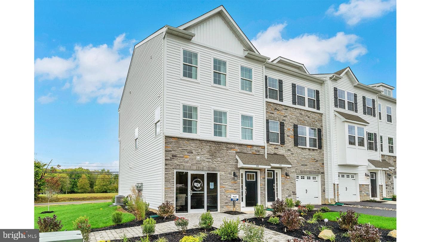 303 Lantern Court, Sellersville