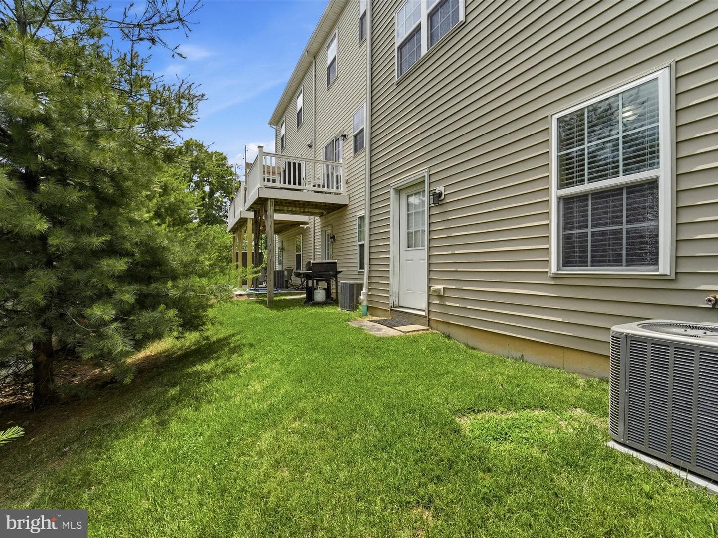 145 Mercer Court photo 27