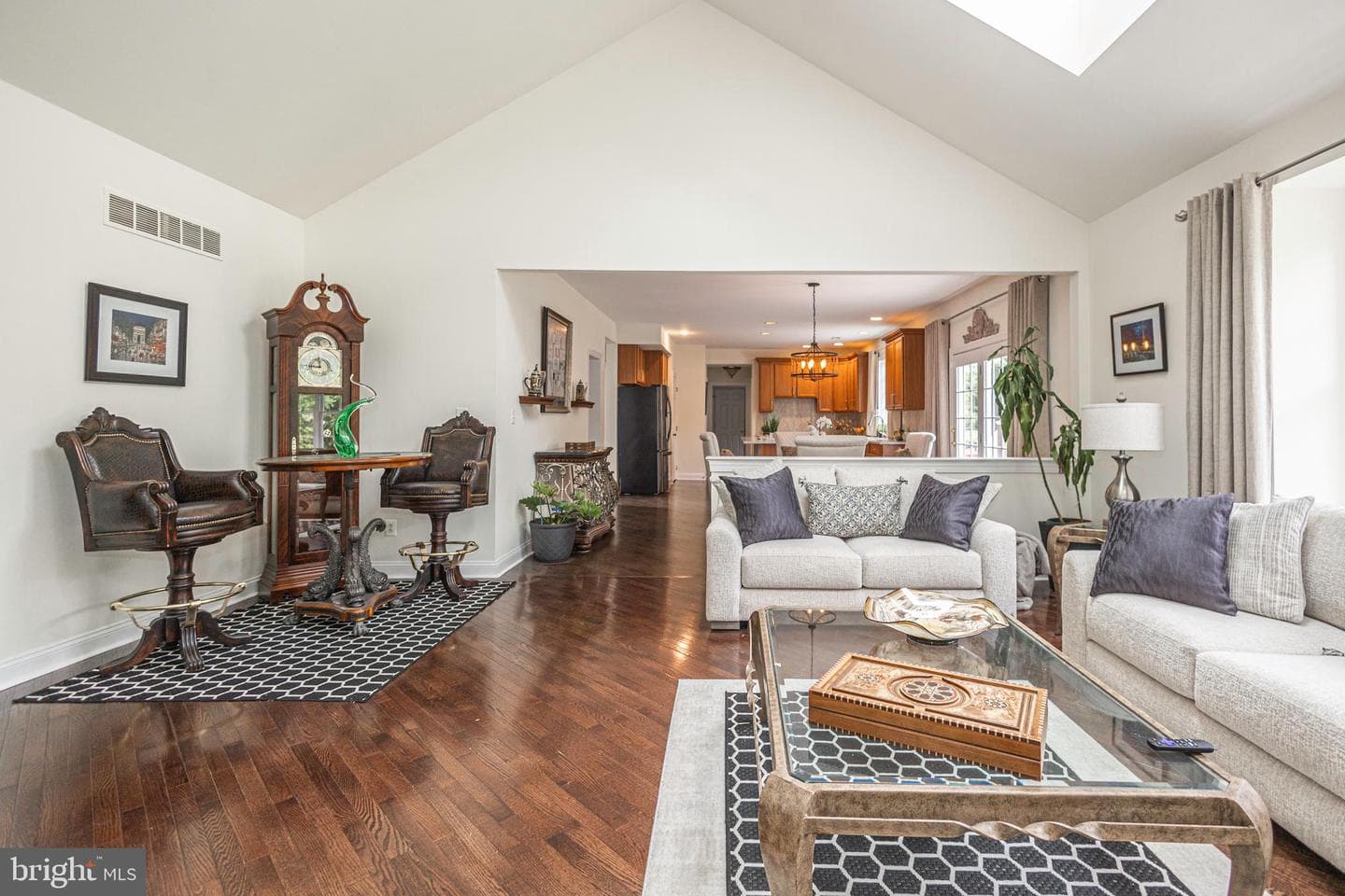 2062 Silverwood Drive photo 25
