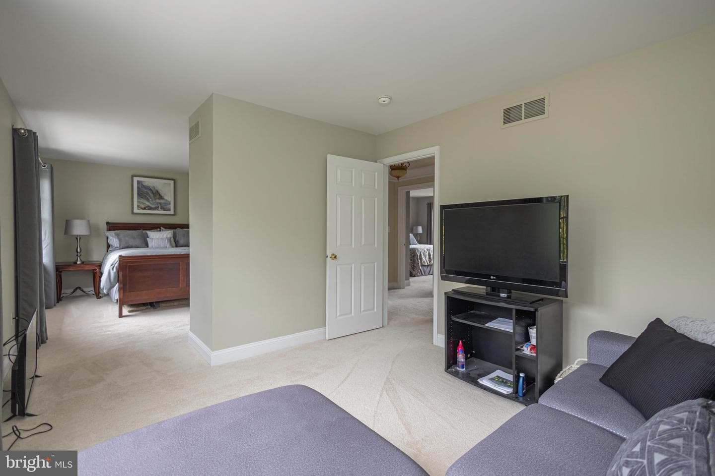 2062 Silverwood Drive photo 46