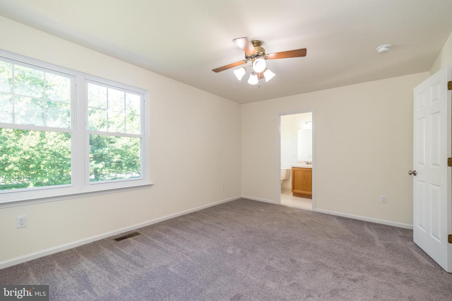 118 Galway Circle photo 46