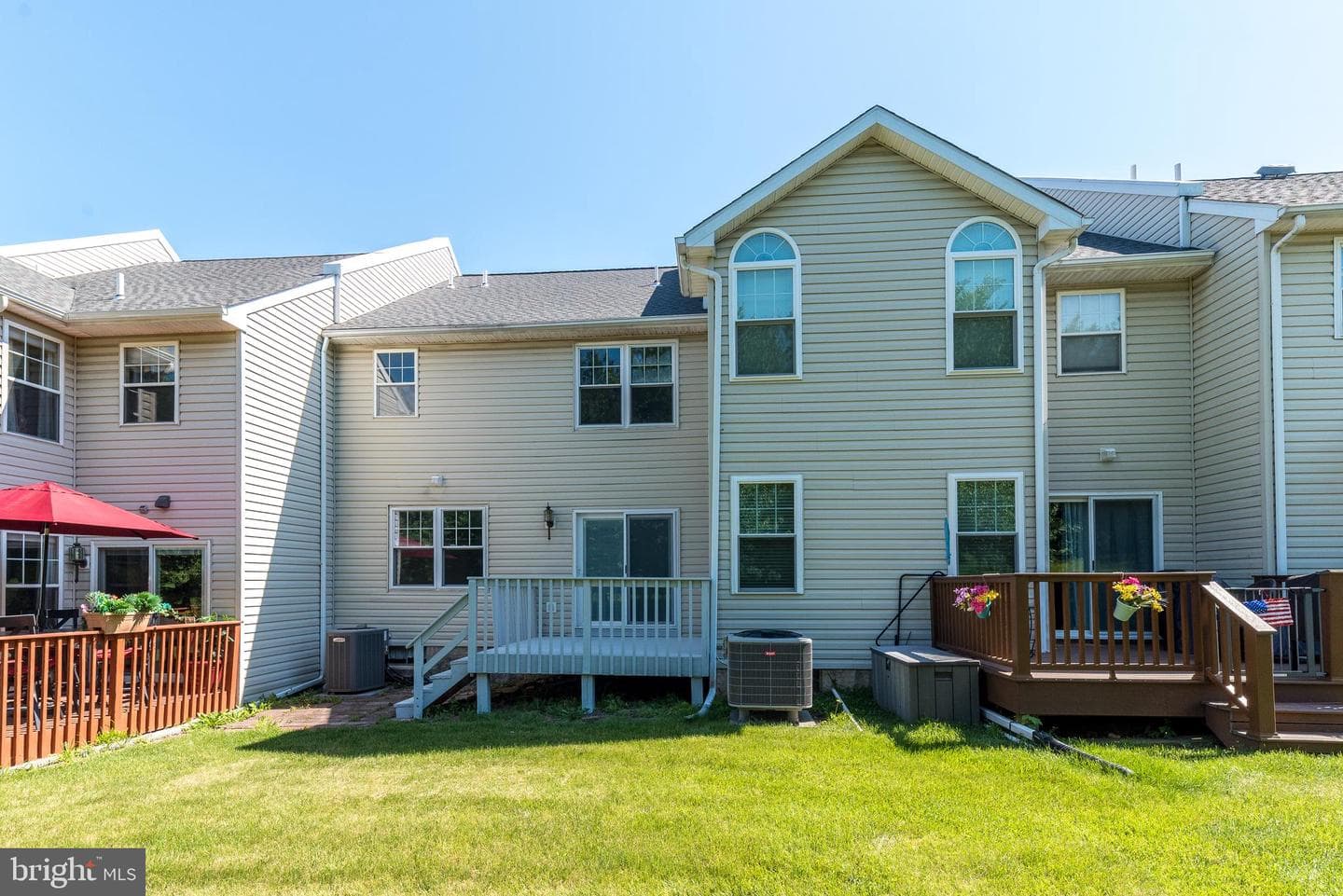 118 Galway Circle photo 48